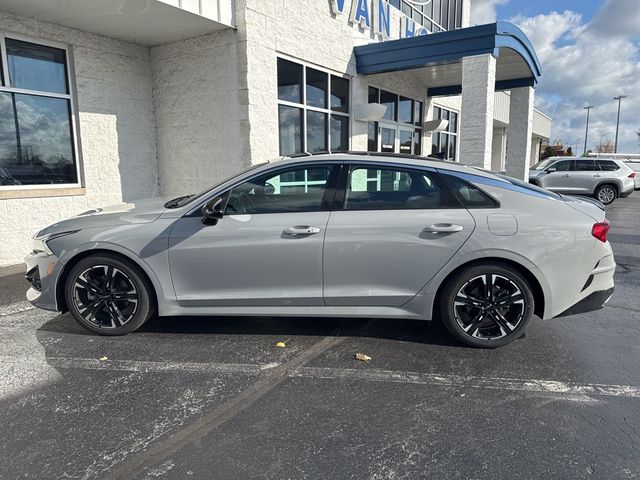 2022 Kia K5 GT-Line photo 2