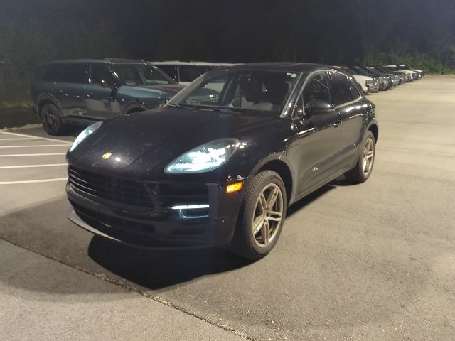 2021 Porsche Macan -'s photo