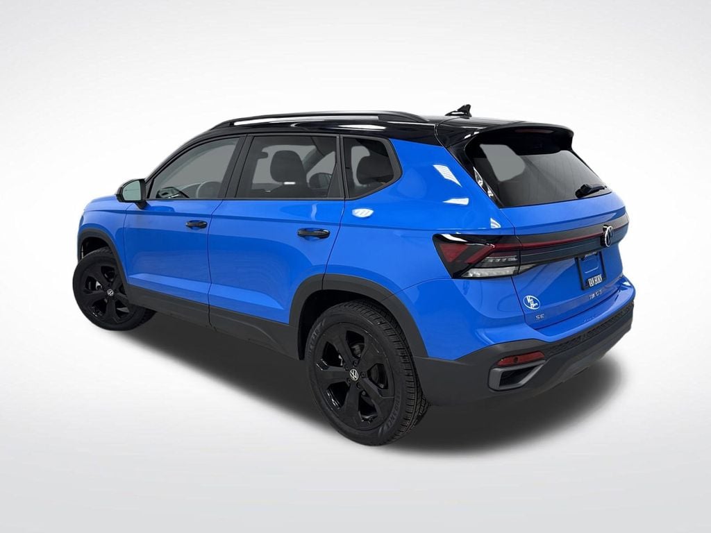 Used 2025 Volkswagen Taos 1.5T SE Black SUV