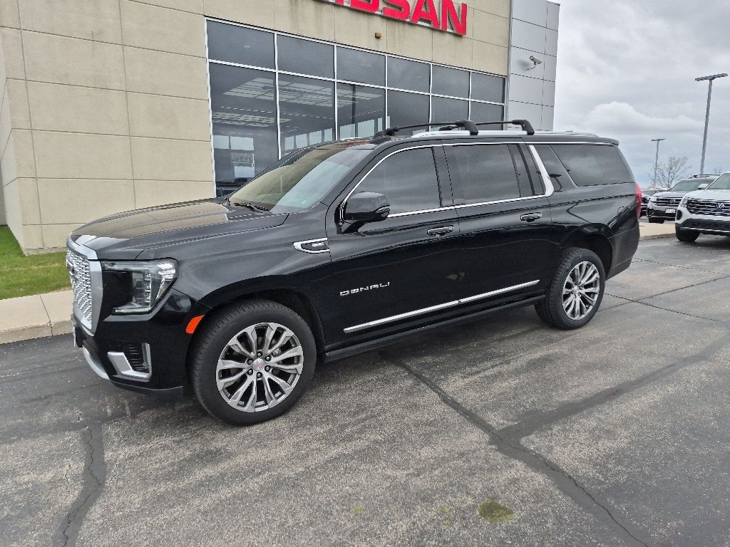 2021 GMC Yukon Denali AWD's photo