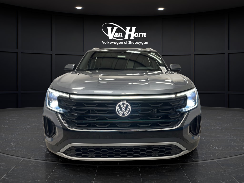 Used 2024 Volkswagen Atlas Cross Sport 2.0T SE w/Technology SUV