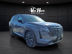 2026 Nissan Pathfinder Platinum SUV