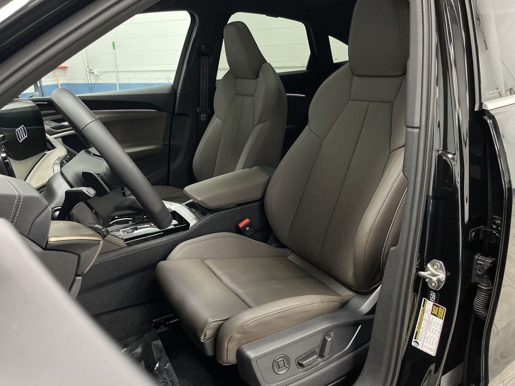 Used 2025 Audi Q5 2.0T Premium SUV