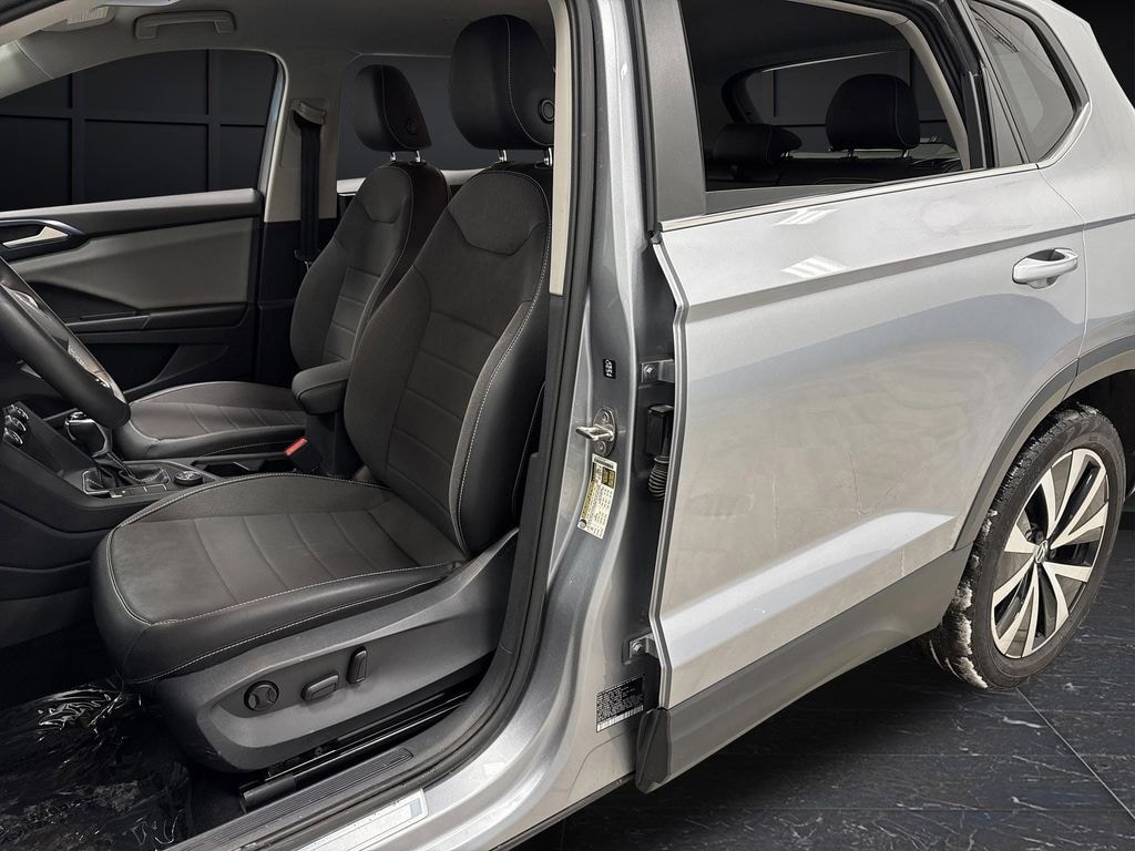 Used 2022 Volkswagen Taos 1.5T SE 4MOTION SUV