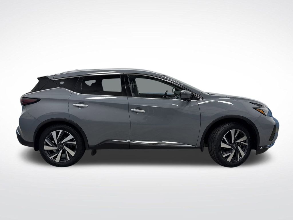 2024 Nissan Murano SL photo 2