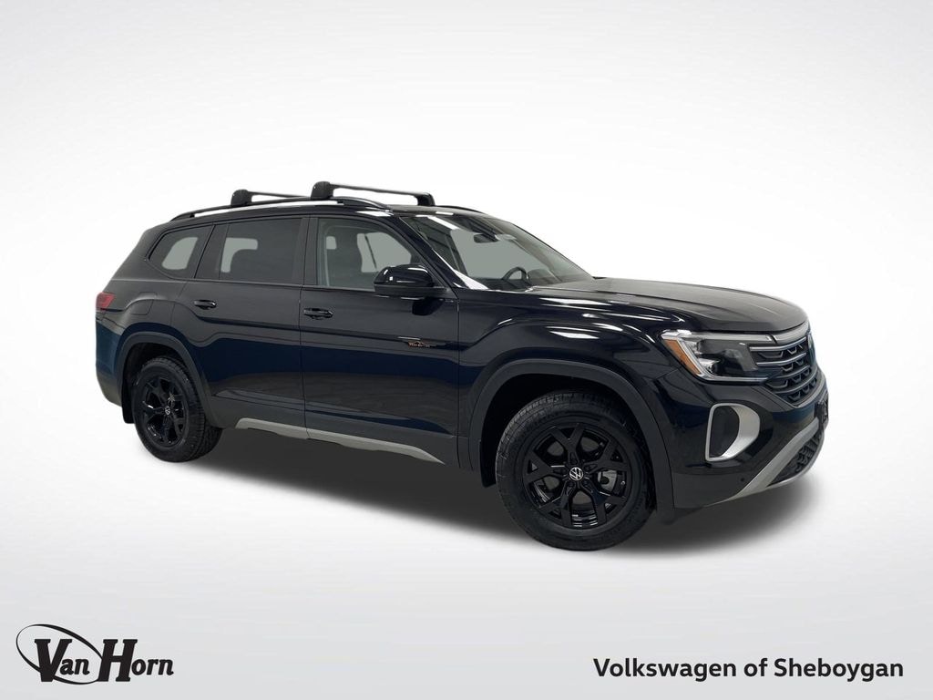 Used 2024 Volkswagen Atlas 2.0T Peak Edition SE w/Technology SUV
