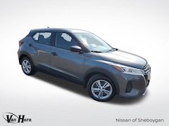 2025 Nissan Kicks Play S SUV