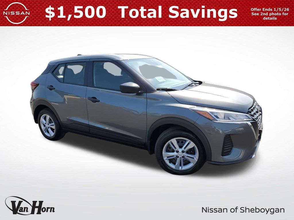New 2025 Nissan Kicks Play S SUV