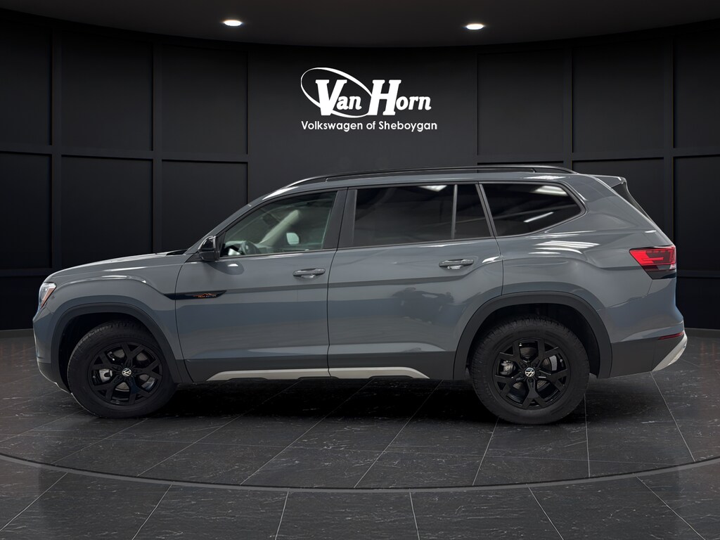 Used 2025 Volkswagen Atlas 2.0T Peak Edition SUV