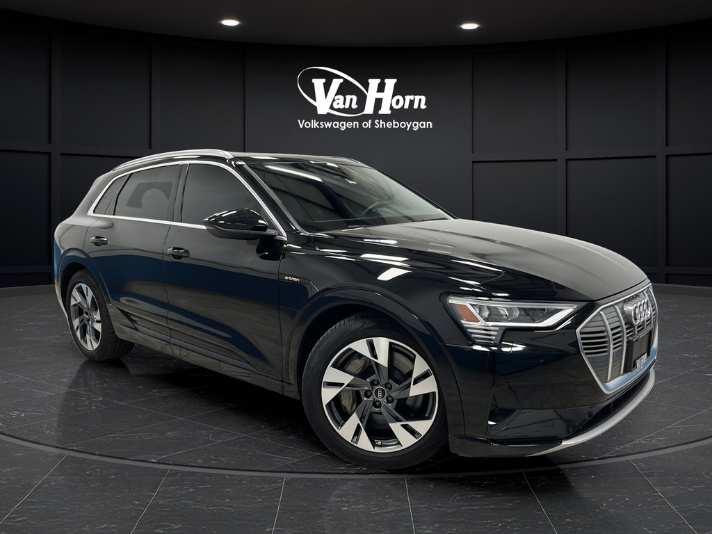 2022 Audi e-tron