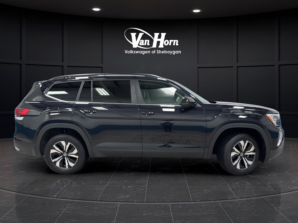 Used 2024 Volkswagen Atlas 2.0T SE SUV