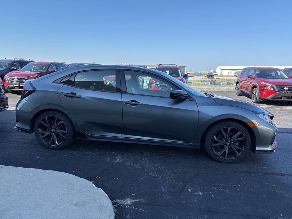 2018 Honda Civic Sport Hatchback photo 4