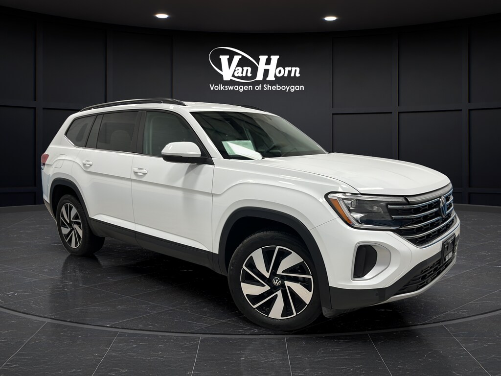 Used 2024 Volkswagen Atlas 2.0T SE w/Technology SUV
