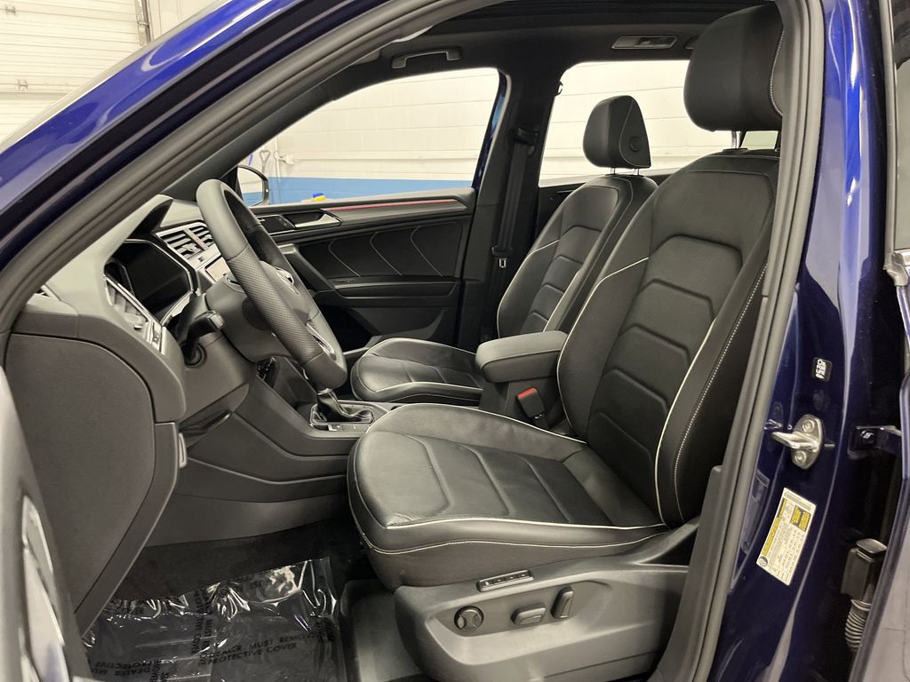 2022 Volkswagen Tiguan SEL Premium R-Line photo 4