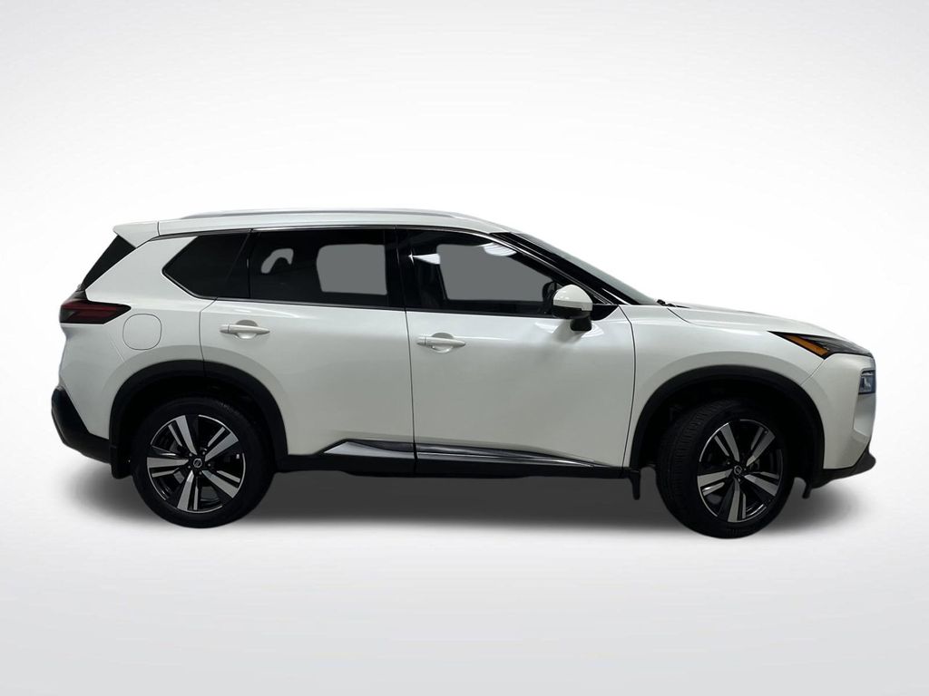 2021 Nissan Rogue SL photo 2