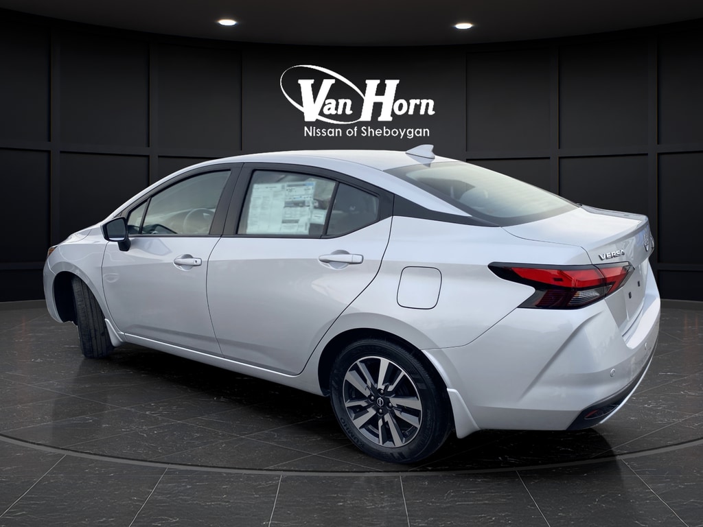 New 2025 Nissan Versa 1.6 SV Sedan