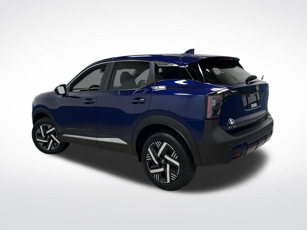 2025 Nissan Kicks SV photo 3