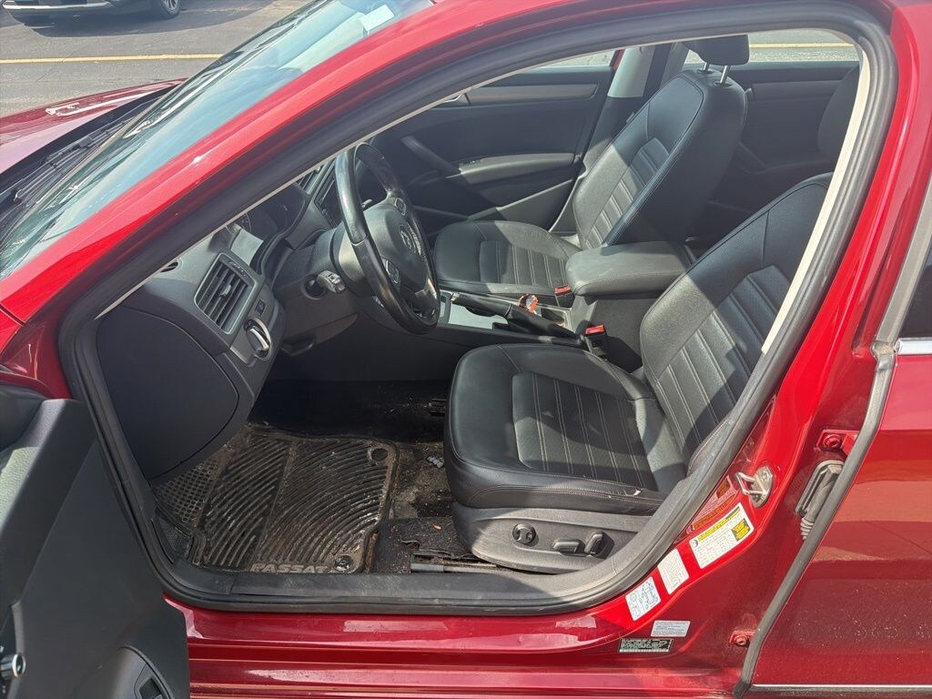 Used 2015 Volkswagen Passat 1.8T Sport w/PZEV Sedan