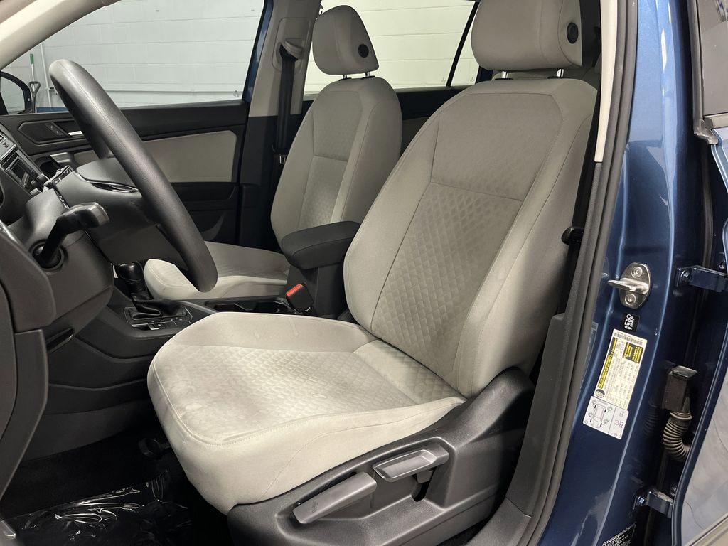 2020 Volkswagen Tiguan S photo 4