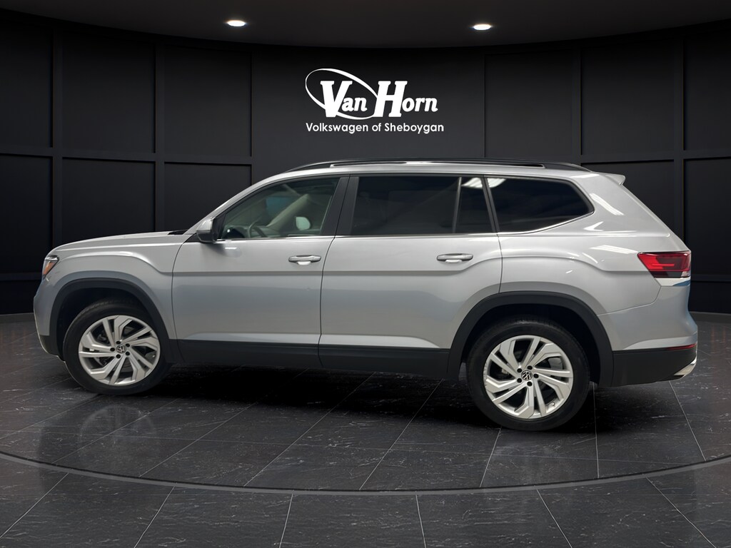 Used 2022 Volkswagen Atlas 3.6L V6 SE w/Technology SUV