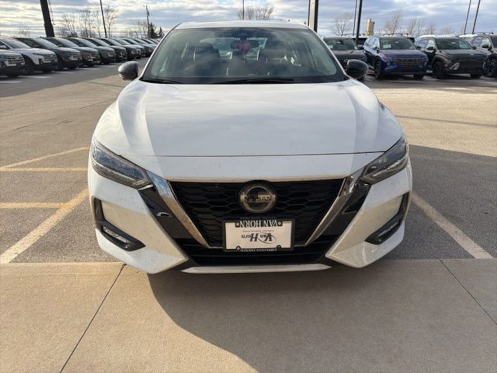 Certified 2023 Nissan Sentra SR Sedan