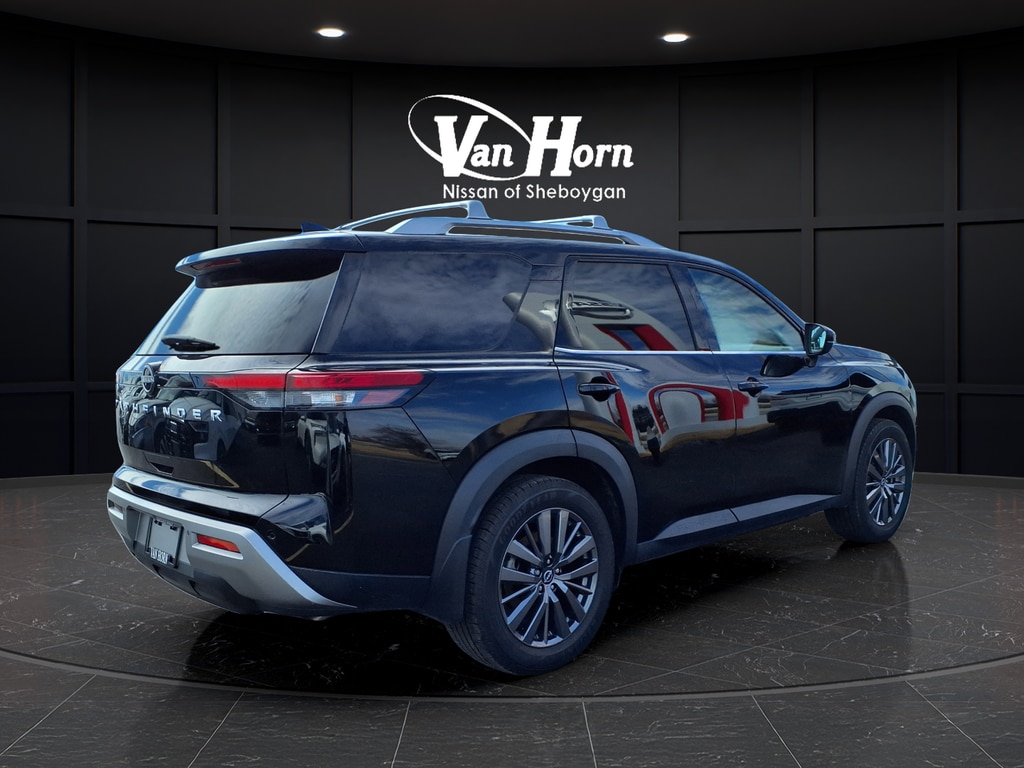 Used 2022 Nissan Pathfinder SL SUV