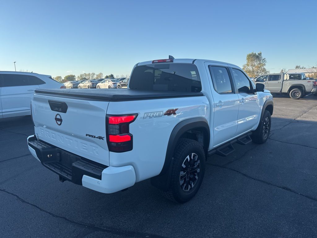 2023 Nissan Frontier PRO-4X photo 4