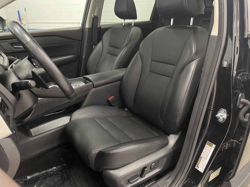 Used 2023 Nissan Rogue SV SUV