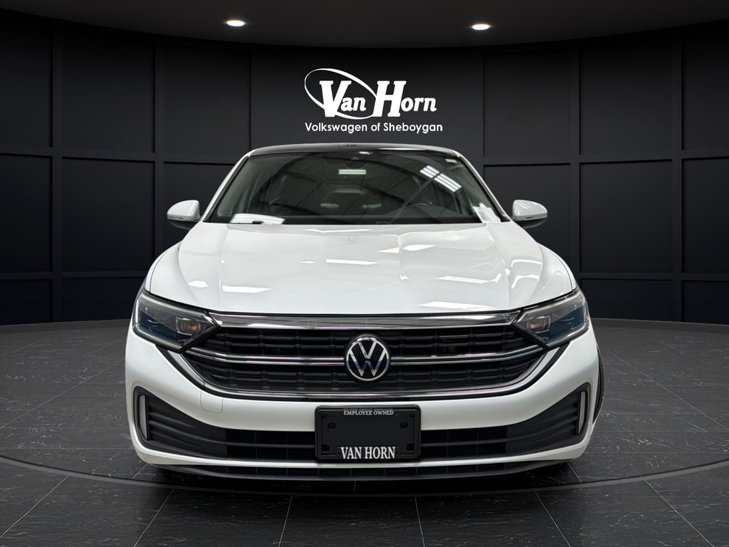 Used 2023 Volkswagen Jetta 1.5T SEL Sedan