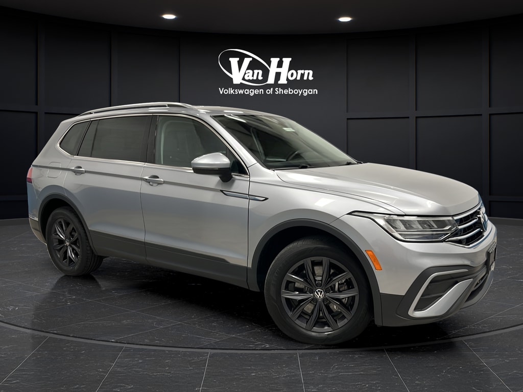 2024 Volkswagen Tiguan 2.0T SE 4Motion's photo