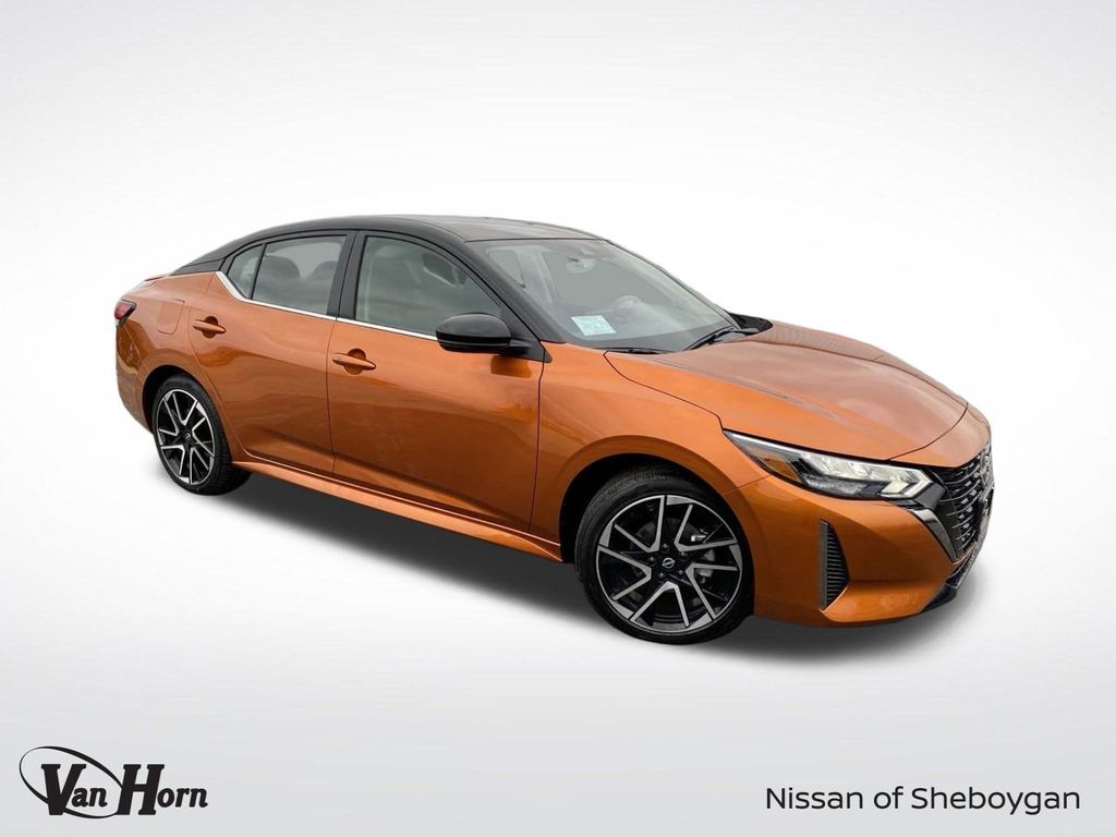 2025 Nissan Sentra SR's photo