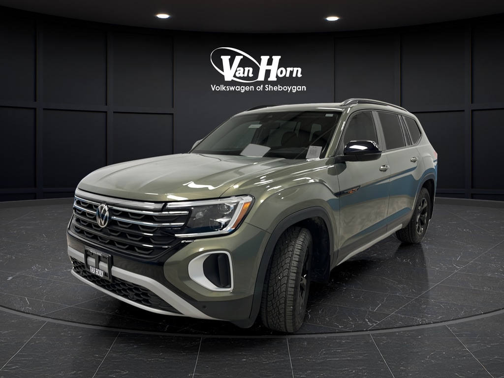 Used 2024 Volkswagen Atlas 2.0T Peak Edition SEL SUV