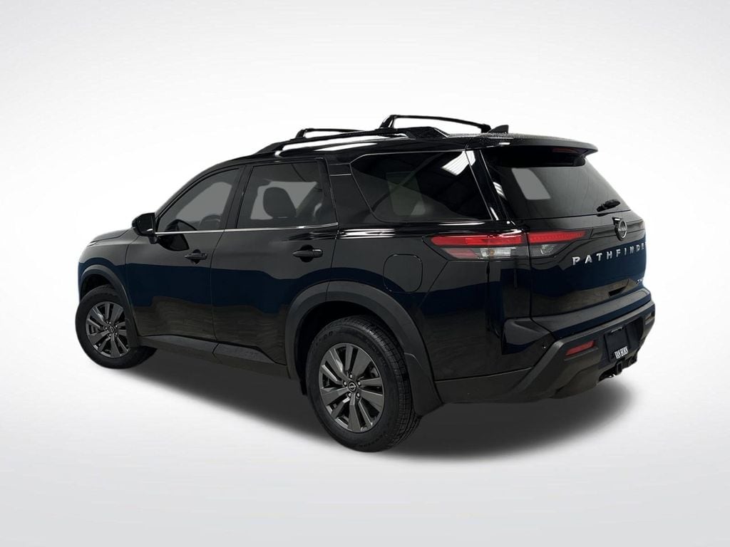 Used 2024 Nissan Pathfinder SV SUV