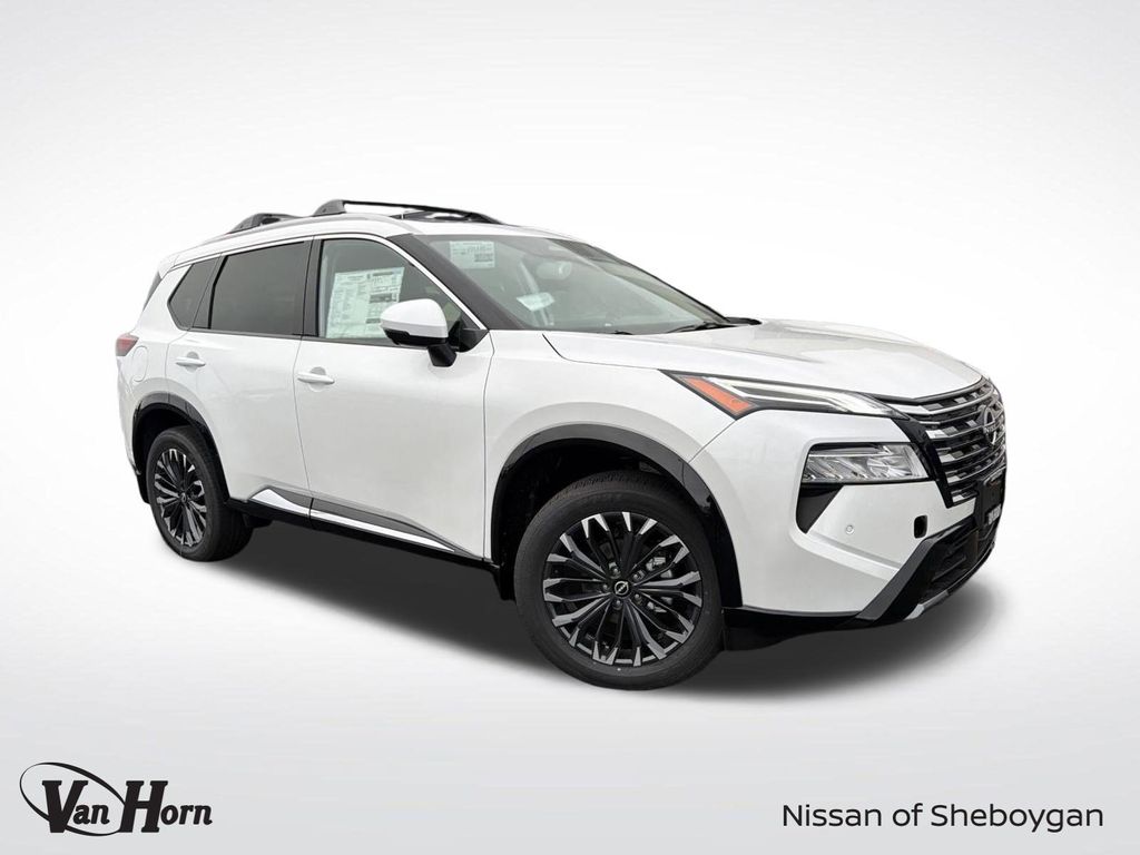 2026 Nissan Rogue Platinum's photo