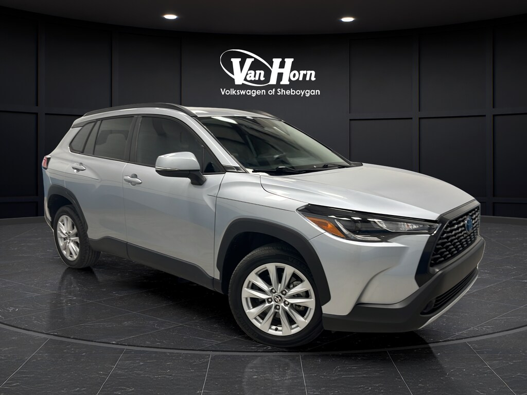 Used 2023 Toyota Corolla Cross LE SUV