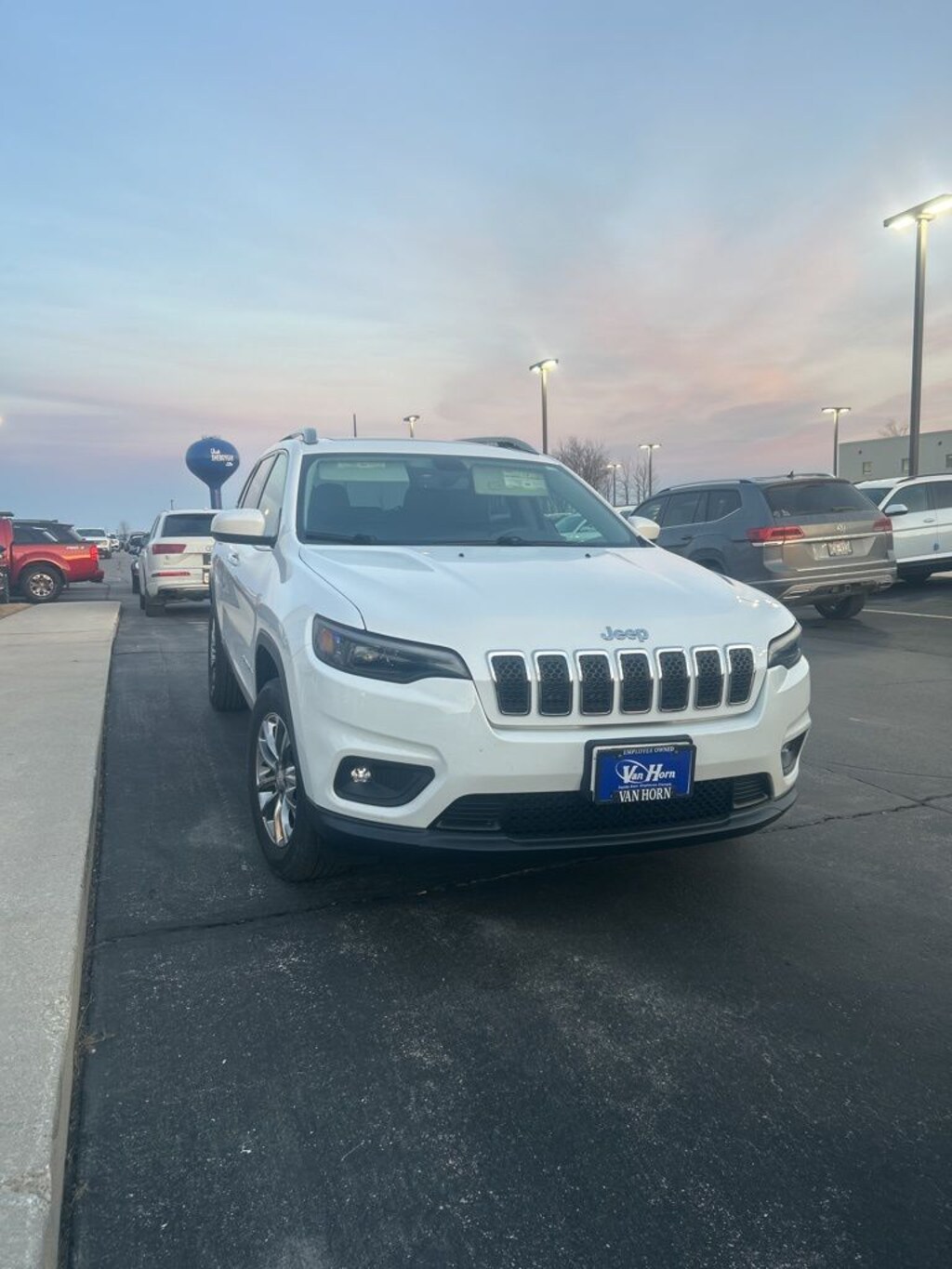 Used 2019 Jeep Cherokee Latitude Plus 4x4 SUV