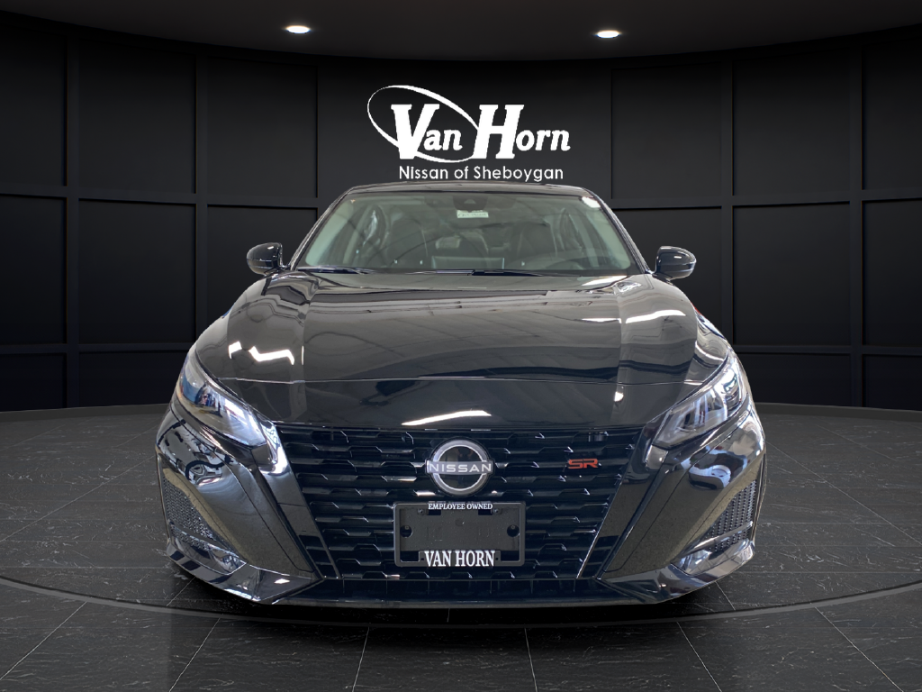 New 2026 Nissan Altima SR Sedan