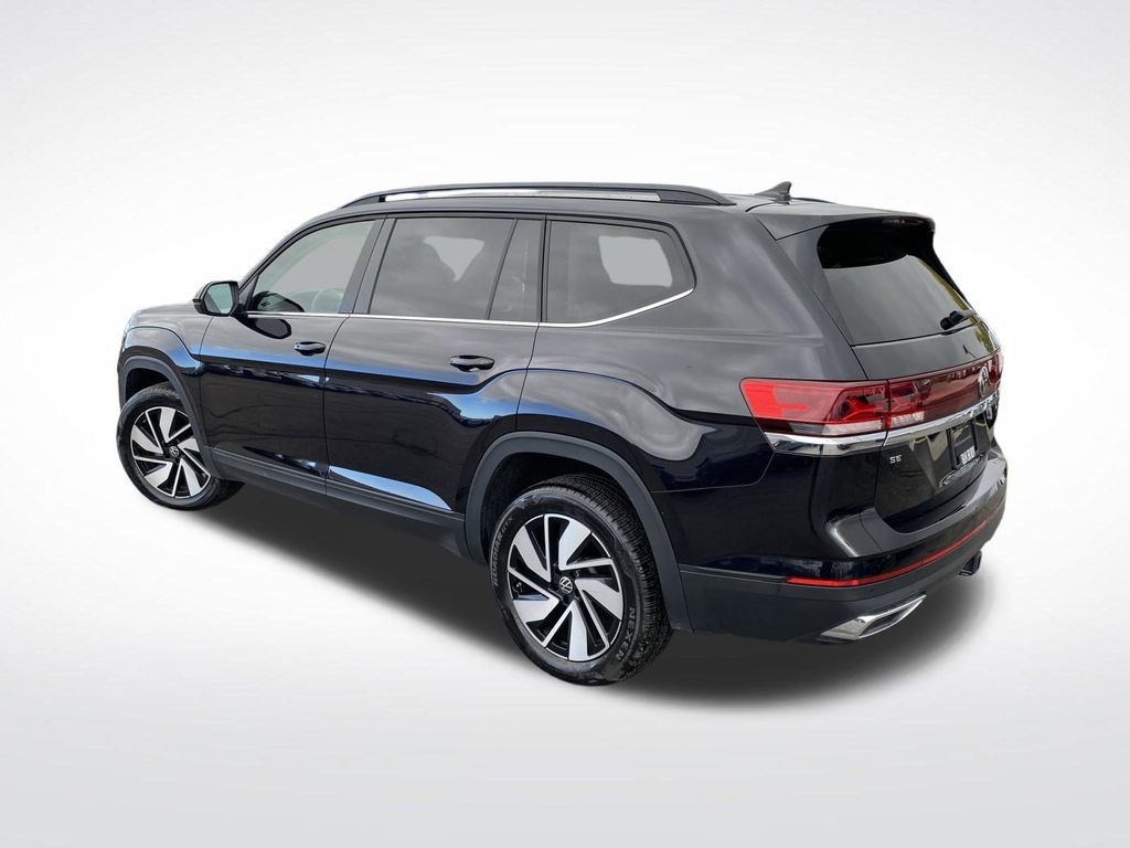 2025 Volkswagen Atlas SE Technology photo 3