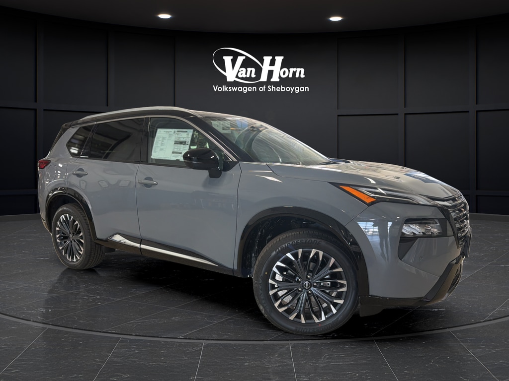2026 Nissan Rogue Platinum AWD's photo