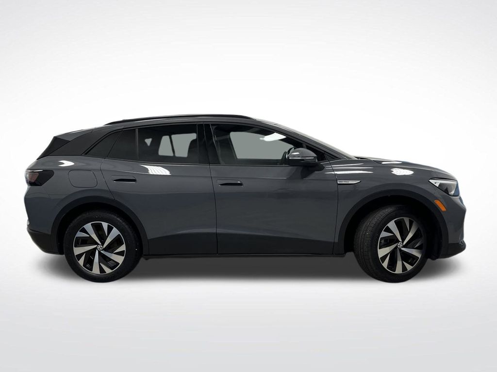 2023 Volkswagen ID.4 Pro photo 2
