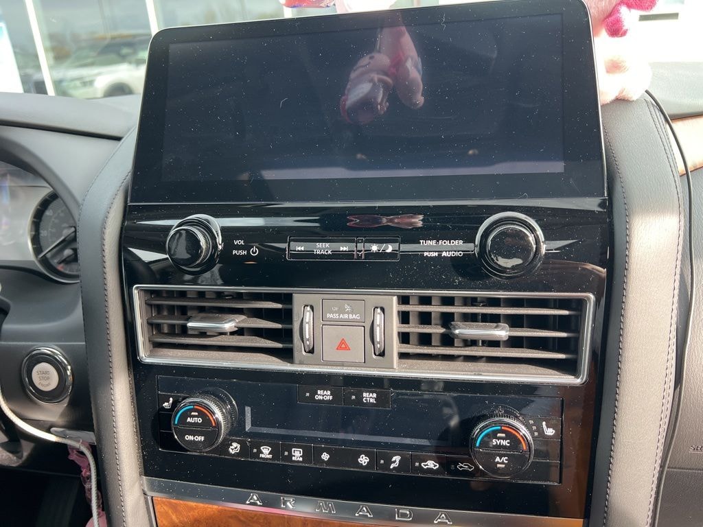 Used 2024 Nissan Armada SL SUV