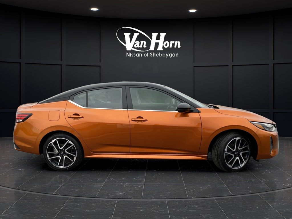 New 2025 Nissan Sentra SR Sedan