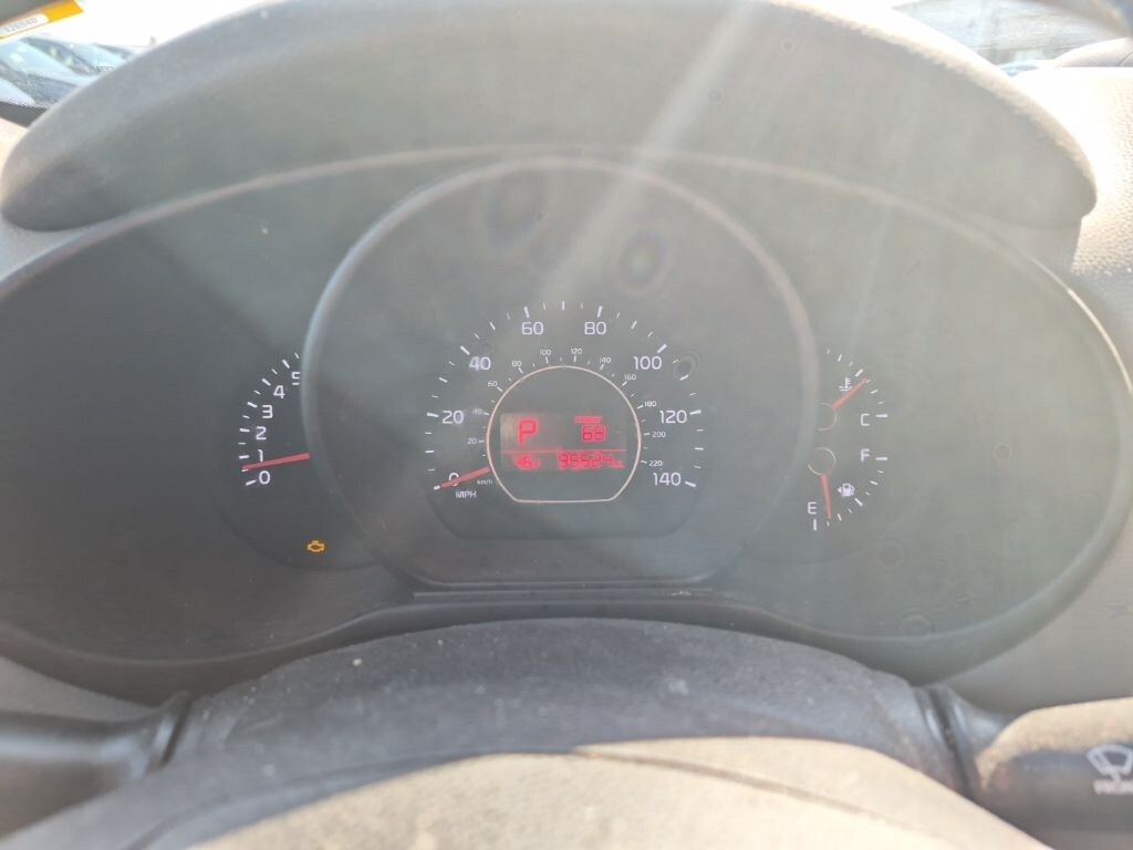 Used 2016 Kia Soul Base FWD Hatchback