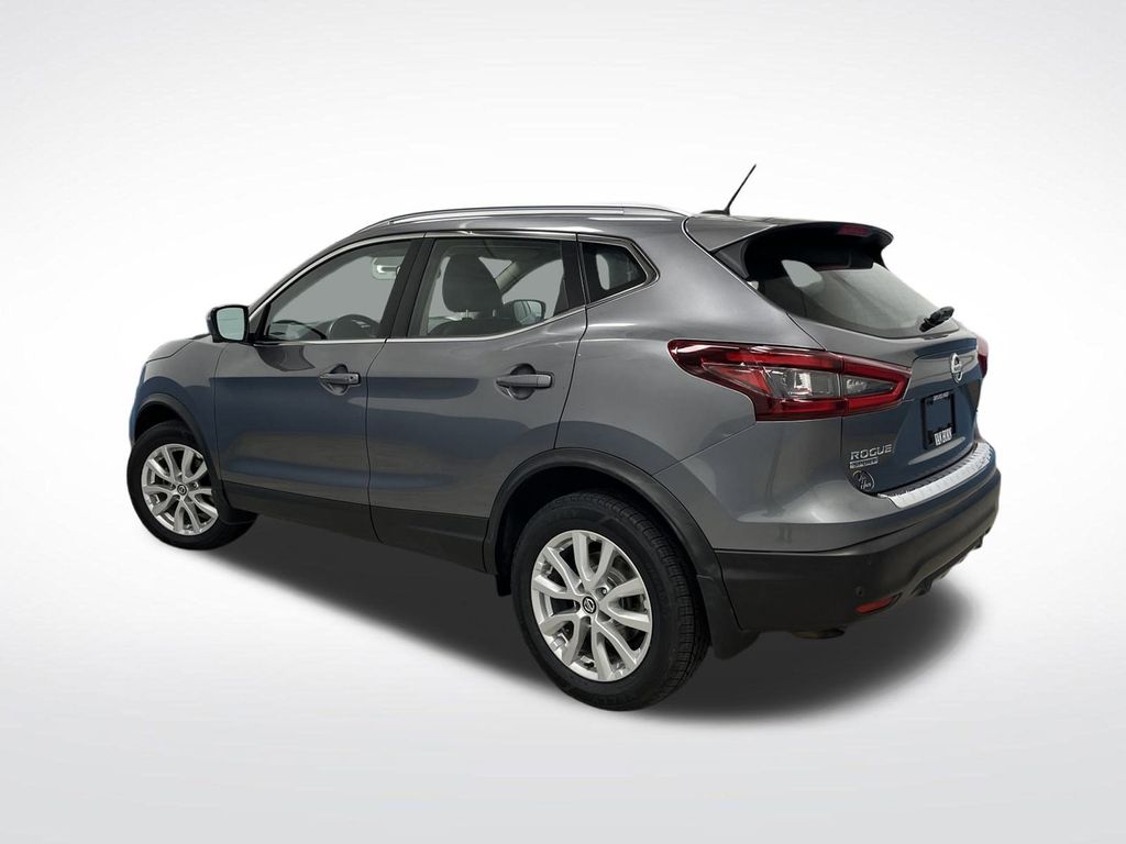 2022 Nissan Rogue Sport SV photo 2