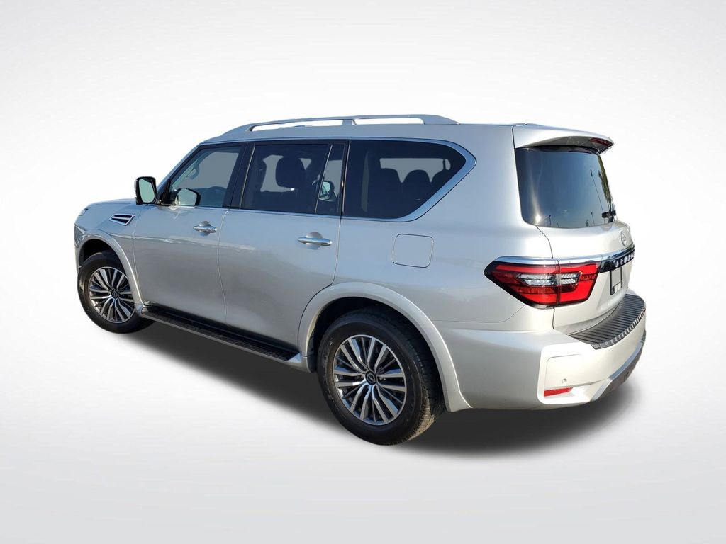 2024 Nissan Armada SL photo 3