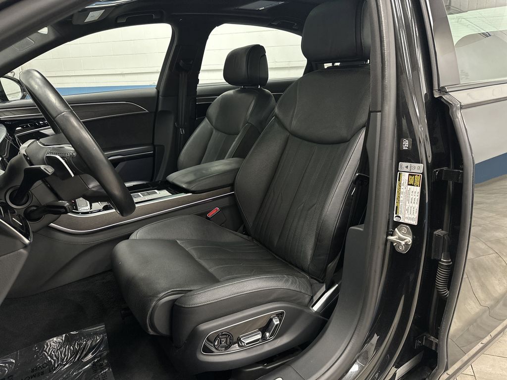 2020 Audi A8 L 60 photo 3
