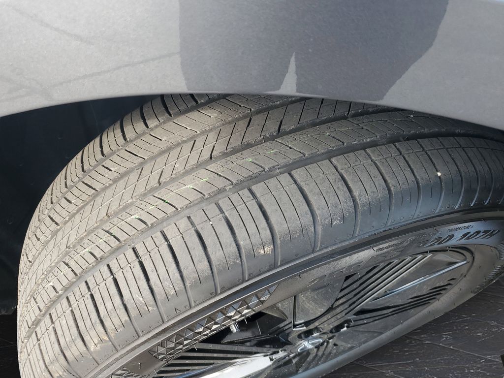 2025 Nissan Murano SV - Photo 34