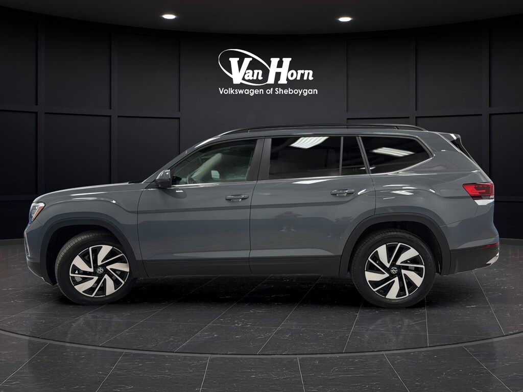 Used 2025 Volkswagen Atlas 2.0T SE w/Technology SUV