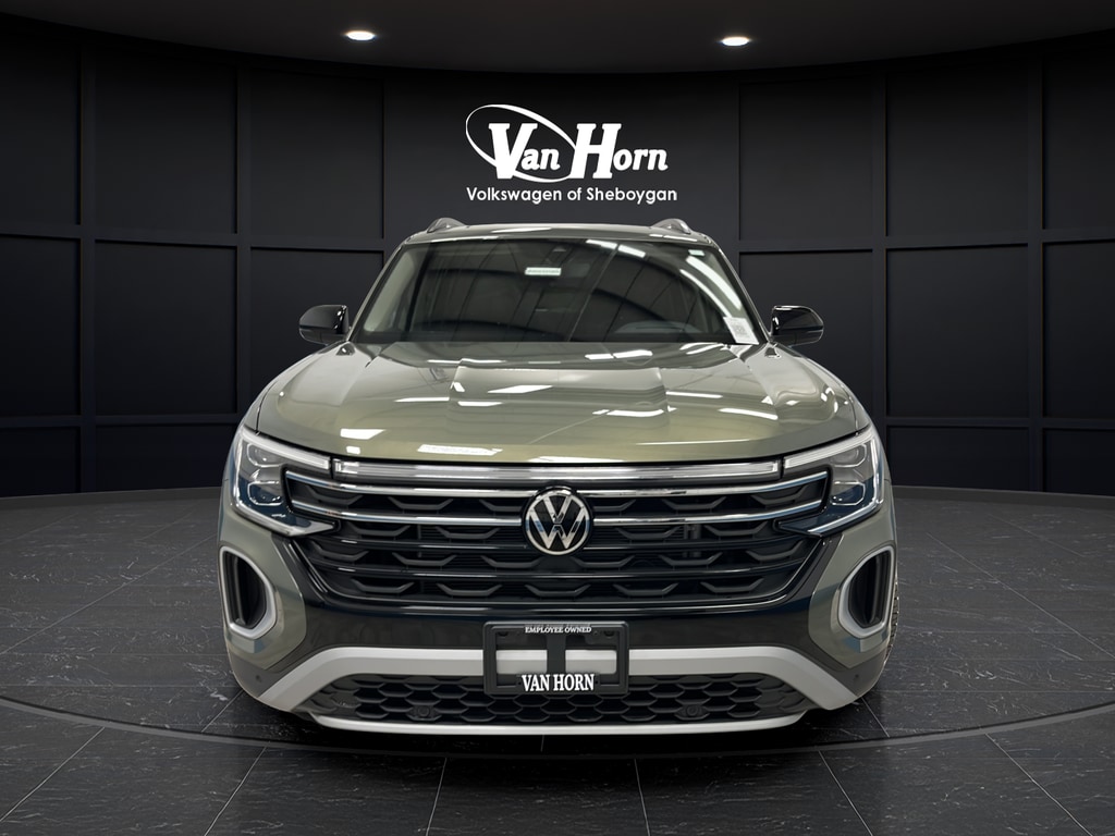 Used 2024 Volkswagen Atlas 2.0T Peak Edition SEL SUV