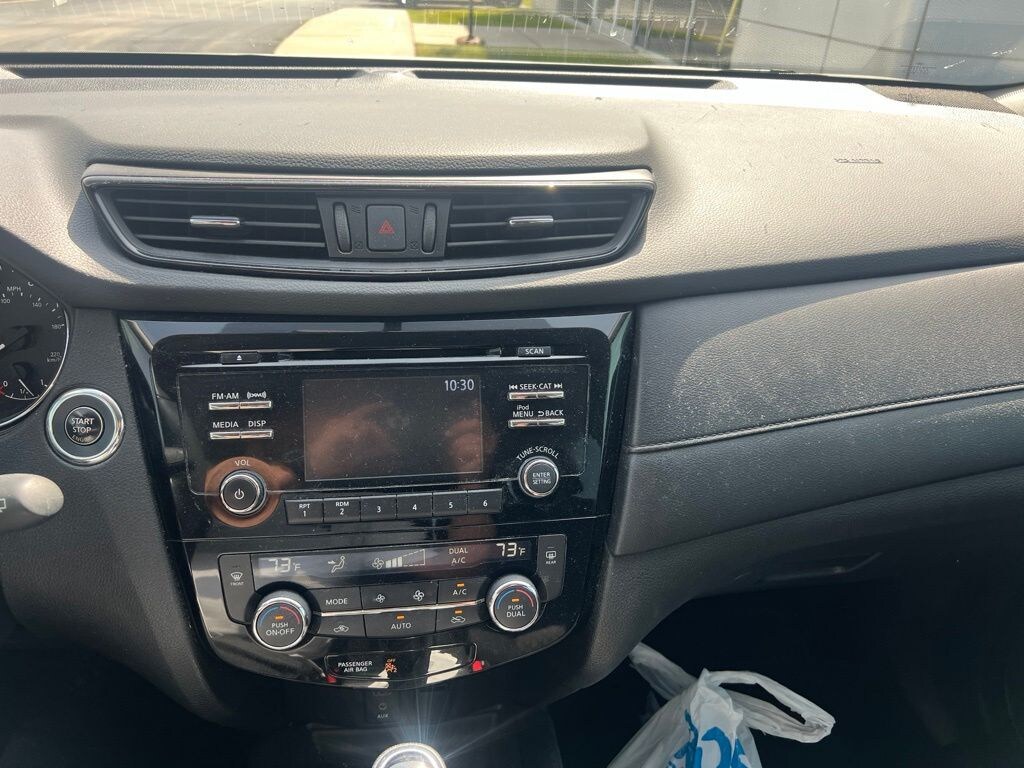 Used 2017 Nissan Rogue SV SUV